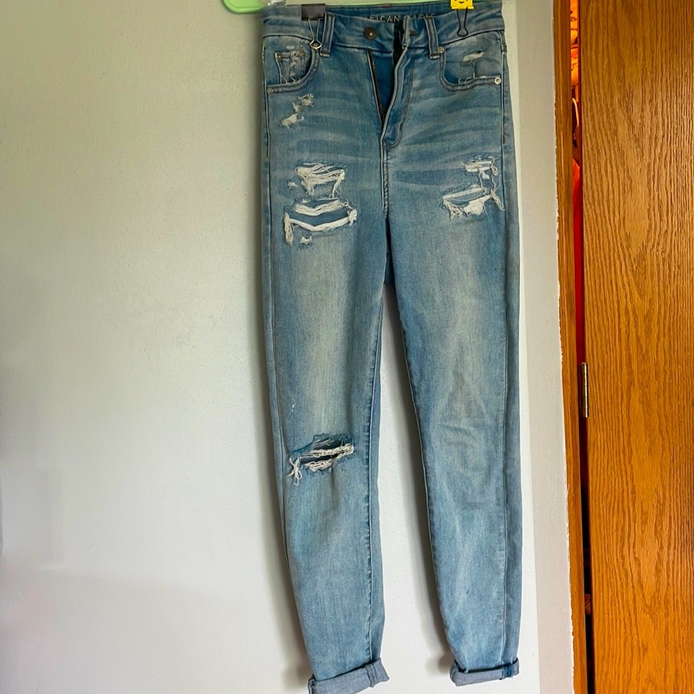 cute high waisted stretchy jeans